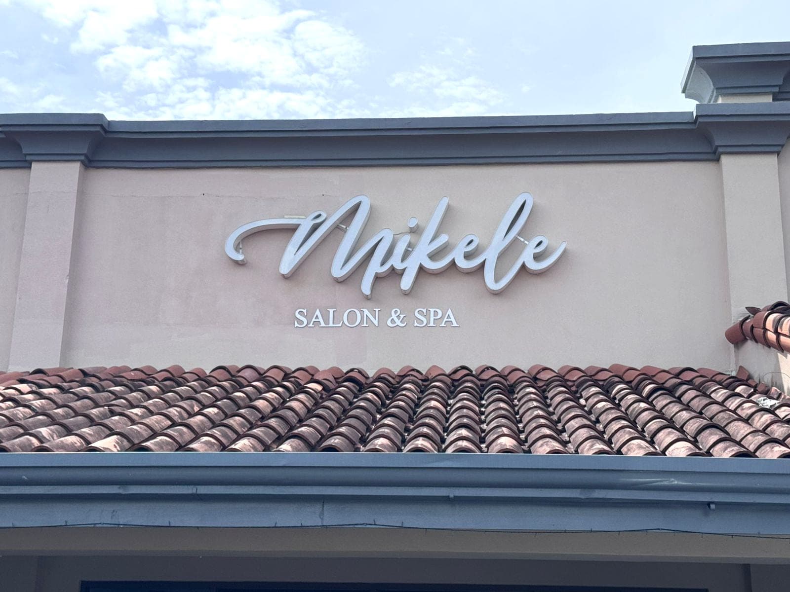 Mikele Salon